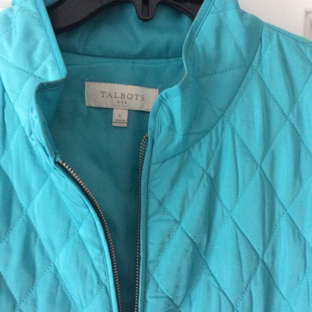 Vest - Picture 2 of 3